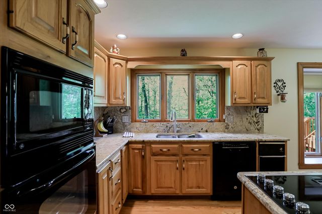 11826 Sea Star Drive, Indianapolis, IN 46256