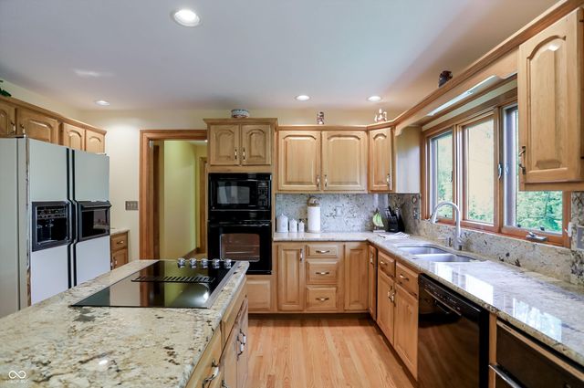 11826 Sea Star Drive, Indianapolis, IN 46256
