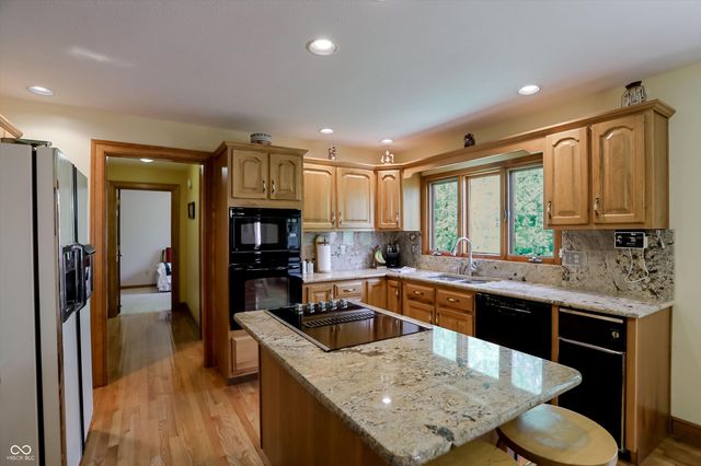 11826 Sea Star Drive, Indianapolis, IN 46256