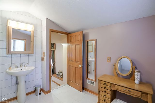 11826 Sea Star Drive, Indianapolis, IN 46256