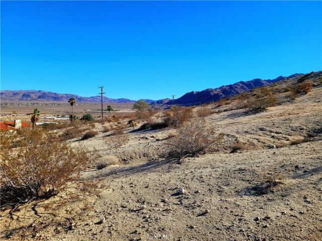 73289 Twentynine Palms, 29 Palms, CA 92277