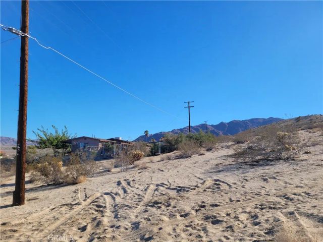 73289 Twentynine Palms, 29 Palms, CA 92277