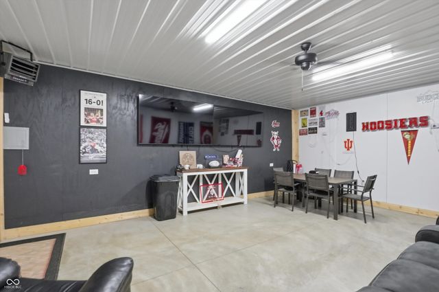 3670 E Waterford Court, Cloverdale, IN 46120