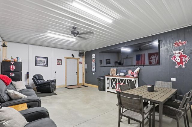 3670 E Waterford Court, Cloverdale, IN 46120