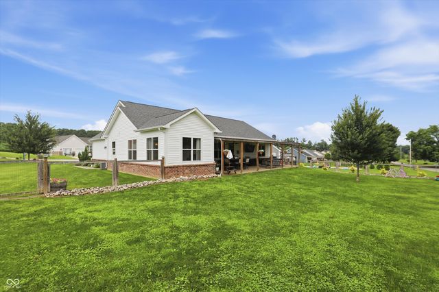 3670 E Waterford Court, Cloverdale, IN 46120