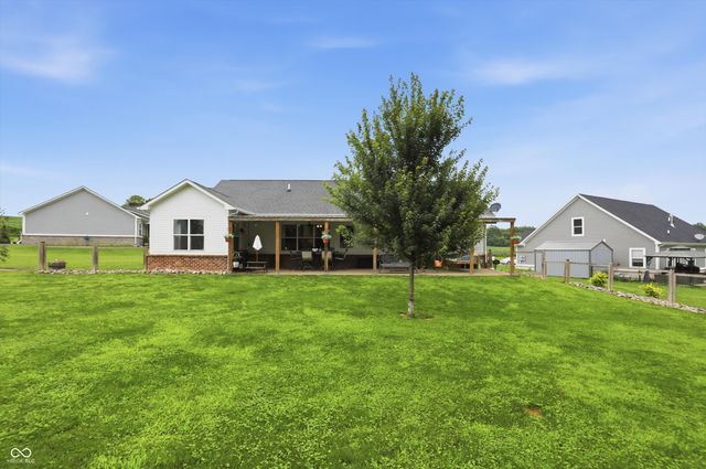 3670 E Waterford Court, Cloverdale, IN 46120