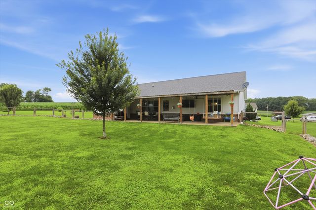 3670 E Waterford Court, Cloverdale, IN 46120