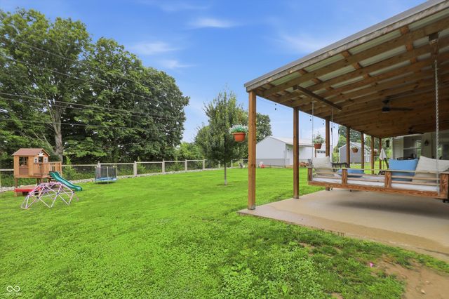 3670 E Waterford Court, Cloverdale, IN 46120