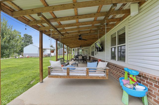 3670 E Waterford Court, Cloverdale, IN 46120