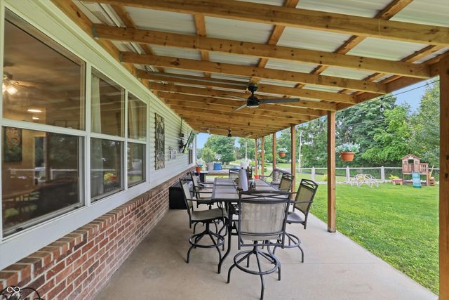 3670 E Waterford Court, Cloverdale, IN 46120