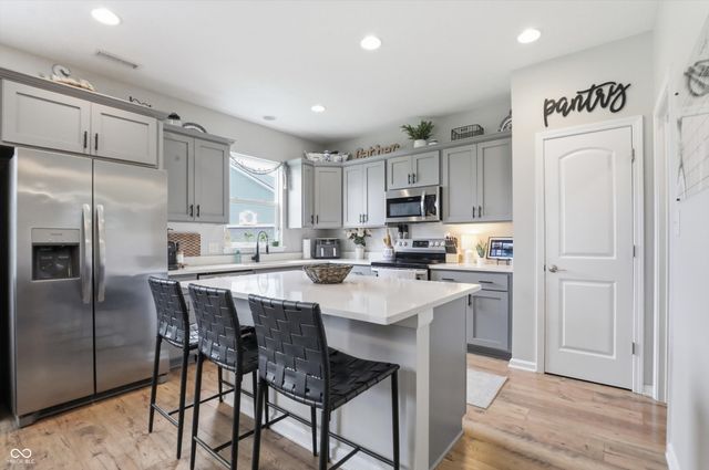 3670 E Waterford Court, Cloverdale, IN 46120
