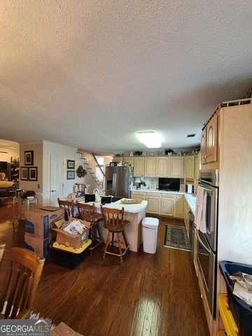250 Weatherly Drive, Baxley, GA 31513