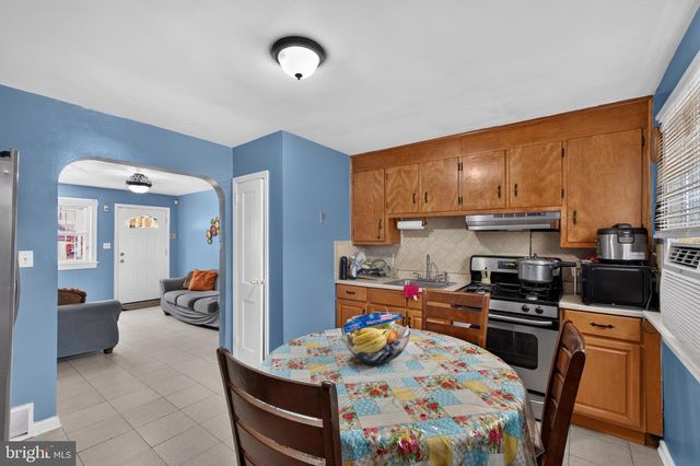 210 S 36TH ST, Camden, NJ 08105