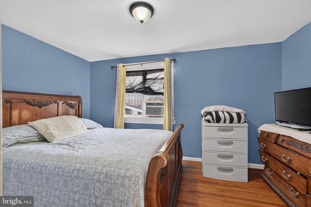 210 S 36TH ST, Camden, NJ 08105