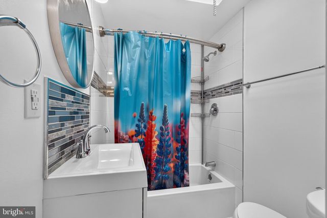 210 S 36TH ST, Camden, NJ 08105