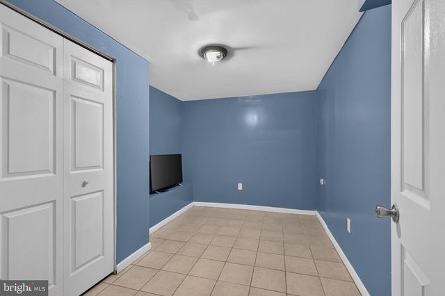 210 S 36TH ST, Camden, NJ 08105