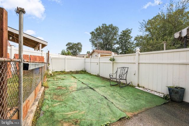 210 S 36TH ST, Camden, NJ 08105