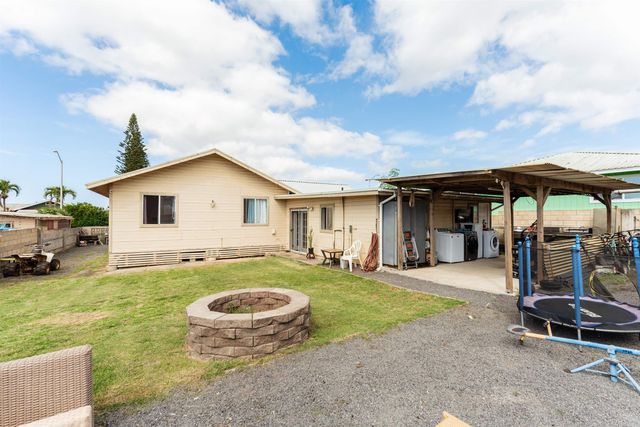 411 Iliahi St, Lanai City, HI 96763