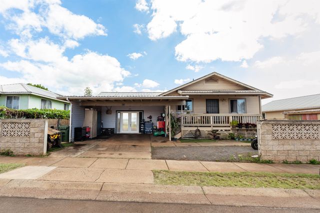 411 Iliahi St, Lanai City, HI 96763