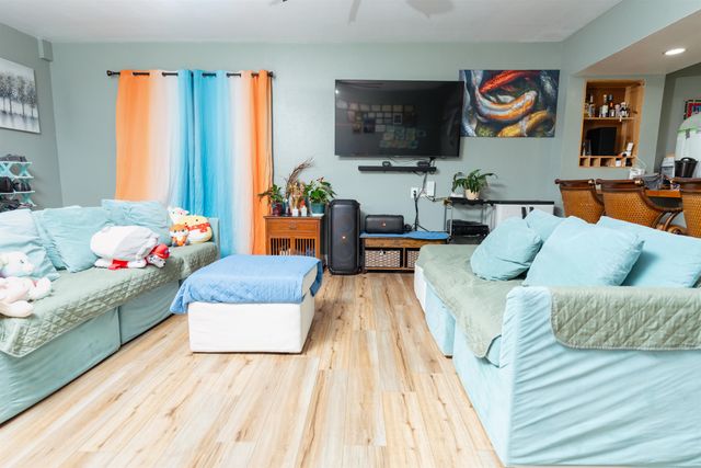 411 Iliahi St, Lanai City, HI 96763