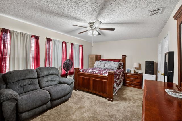 1632 Lionheart Drive, Little Elm, TX 75036