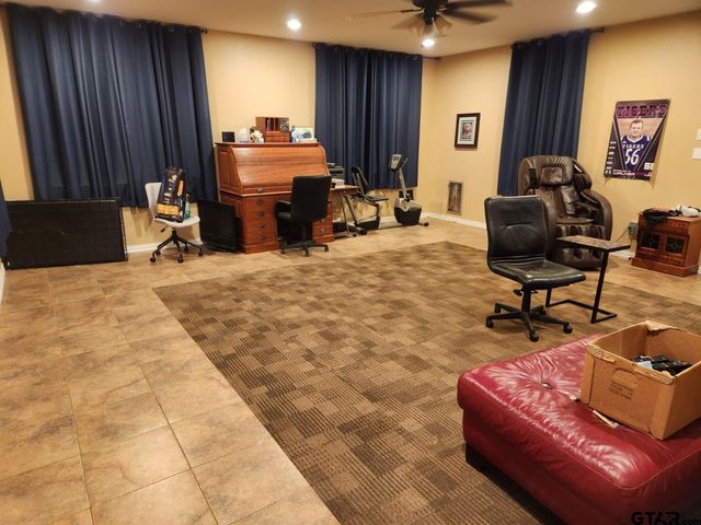 1007 NE CR 2010, Mt Vernon, TX 75457