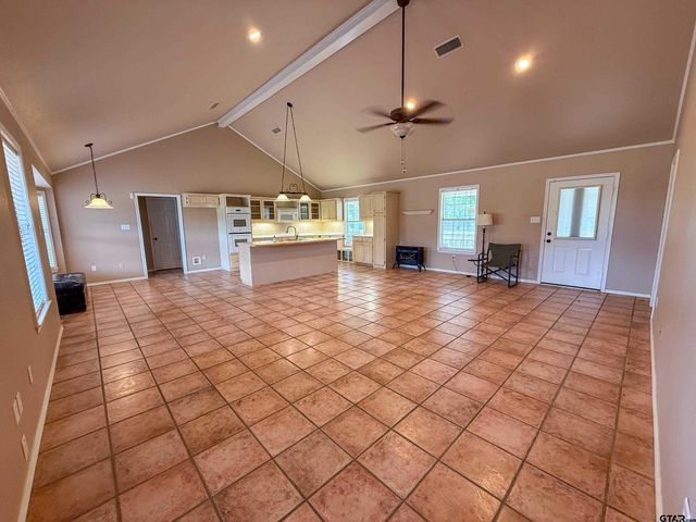 1007 NE CR 2010, Mt Vernon, TX 75457