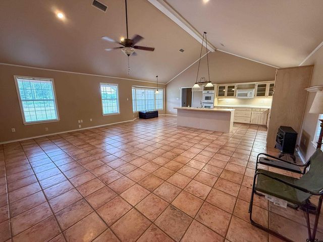 1007 NE CR 2010, Mt Vernon, TX 75457