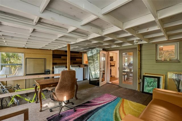 220 45TH AVENUE S, St Petersburg, FL 33705