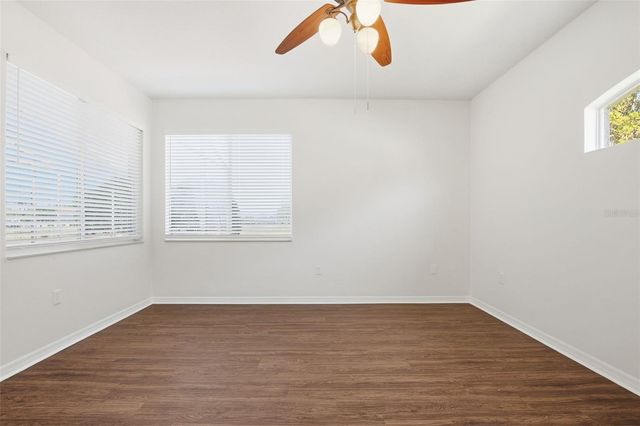 5917 WEDGEFIELD DRIVE, Zephyrhills, FL 33541