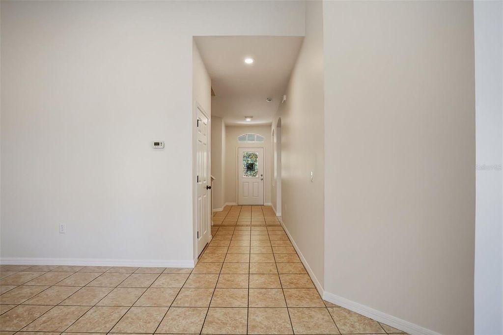 Image 3 of property listing at 5917 WEDGEFIELD DRIVE, Zephyrhills, FL 33541