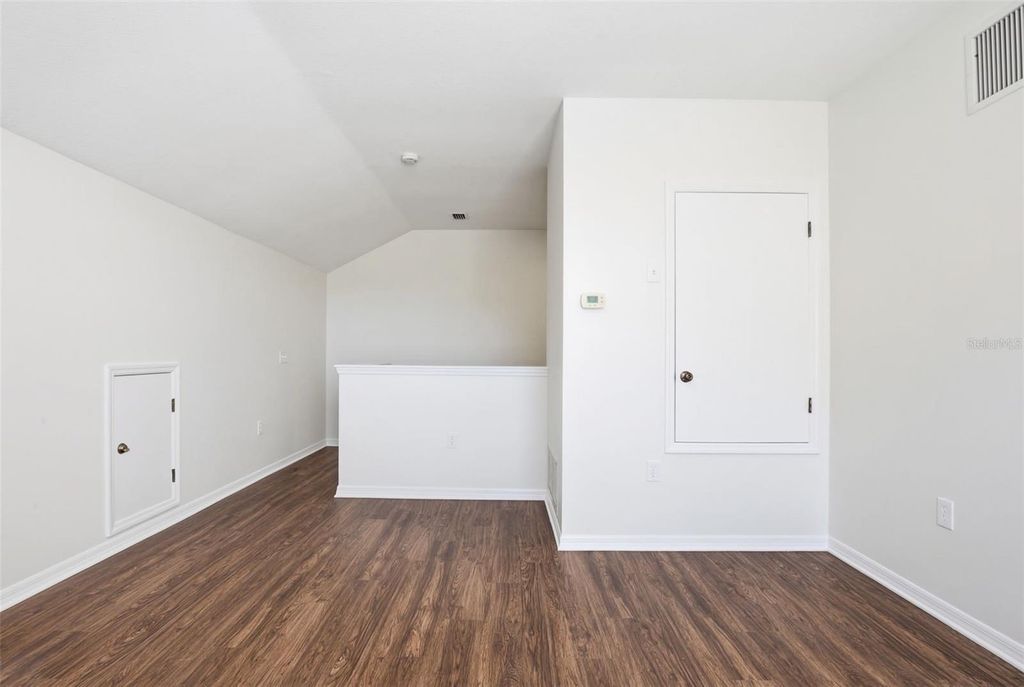 Image 32 of property listing at 5917 WEDGEFIELD DRIVE, Zephyrhills, FL 33541