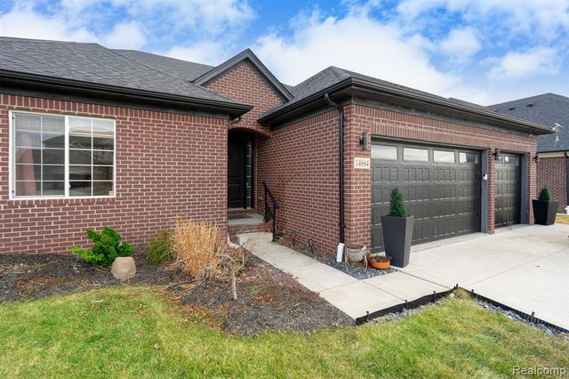 14664 Hannebauer Court, Sterling Heights, MI 48313