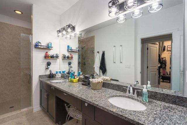 14664 Hannebauer Court, Sterling Heights, MI 48313