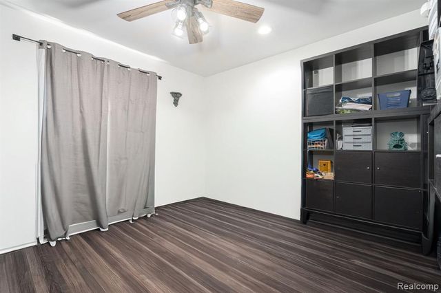 14664 Hannebauer Court, Sterling Heights, MI 48313