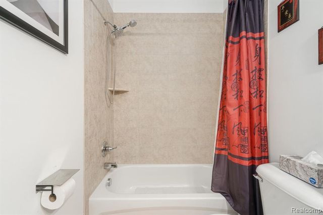 14664 Hannebauer Court, Sterling Heights, MI 48313