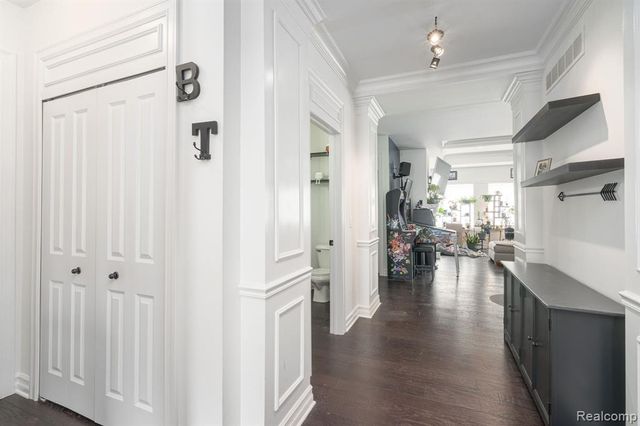 14664 Hannebauer Court, Sterling Heights, MI 48313