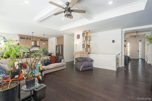 14664 Hannebauer Court, Sterling Heights, MI 48313