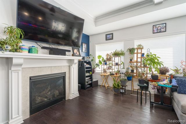 14664 Hannebauer Court, Sterling Heights, MI 48313