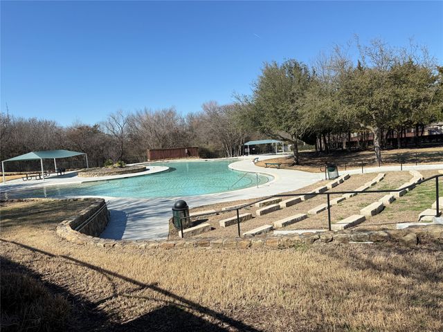 2027 Fair Weather Drive, Lancaster, TX 75146