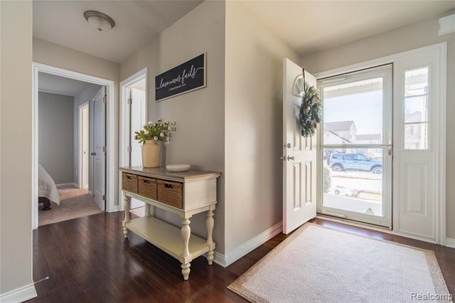 9054 Rock Harbor Drive, Newport, MI 48166