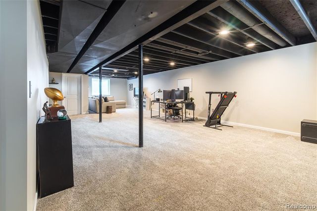 9054 Rock Harbor Drive, Newport, MI 48166