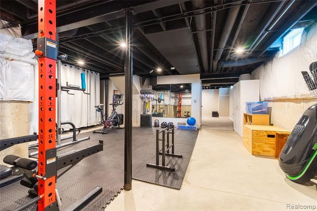 9054 Rock Harbor Drive, Newport, MI 48166