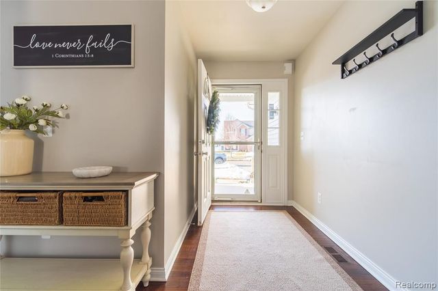 9054 Rock Harbor Drive, Newport, MI 48166