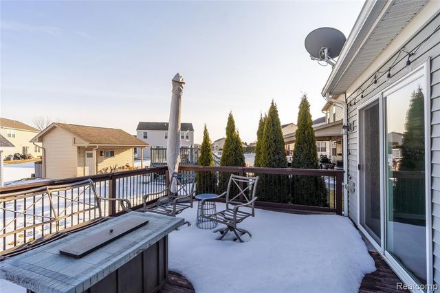 9054 Rock Harbor Drive, Newport, MI 48166