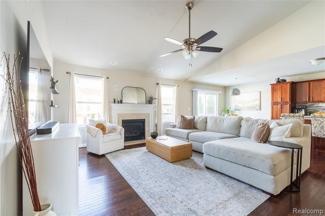 9054 Rock Harbor Drive, Newport, MI 48166