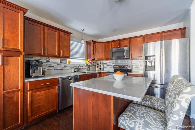 9054 Rock Harbor Drive, Newport, MI 48166