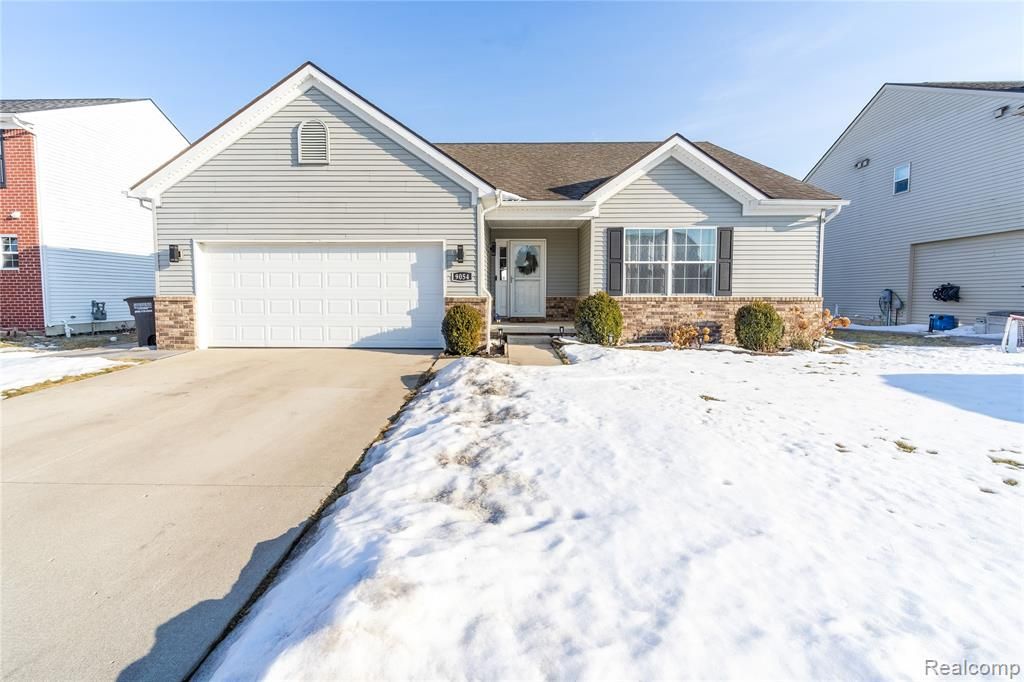 9054 Rock Harbor Drive, Newport, MI 48166