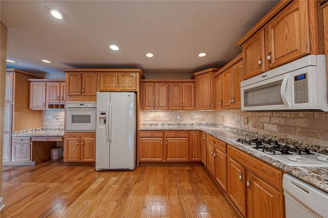 3226 Waters Edge, Murrysville, PA 15668