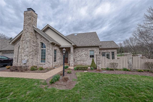 3226 Waters Edge, Murrysville, PA 15668